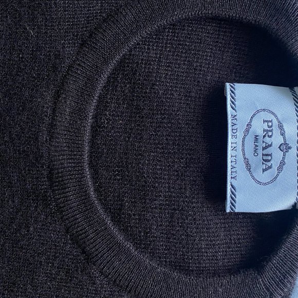 *sold* Prada Black Merino Wool Sweater - Picture 4 of 6